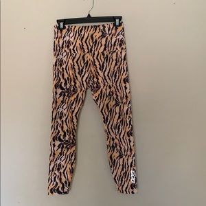 Lorna Jane Animalistic Core Ankle Biter Tight